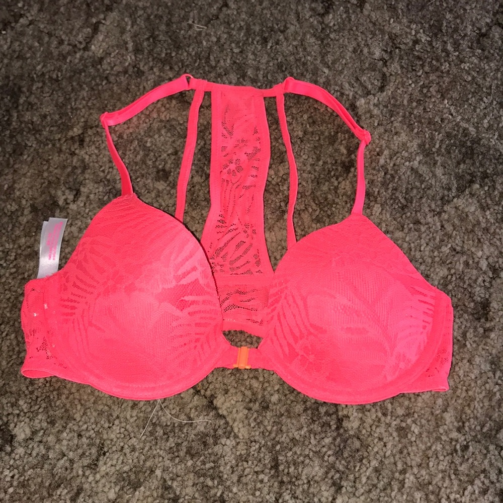 pink Victoria’s Secret bra